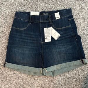 Judy Blue  pull on Women's Blue Denim Shorts